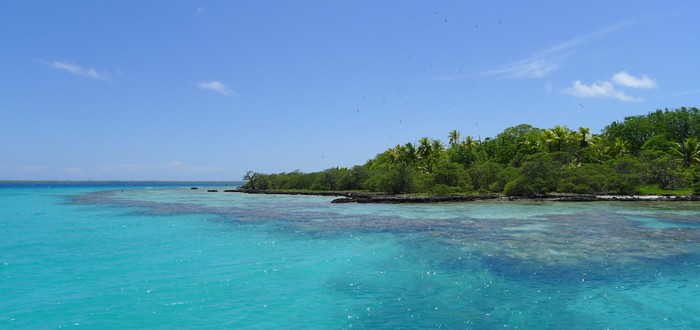 Tikehau viewed from the lagoon
